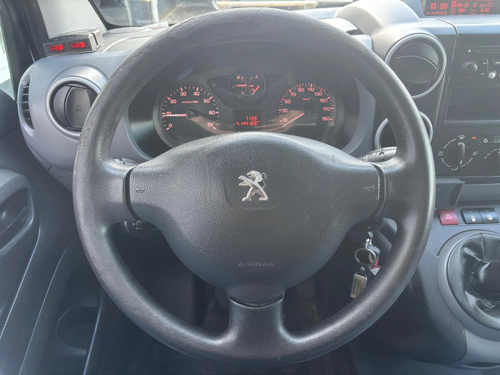 Hoofdafbeelding Peugeot Partner