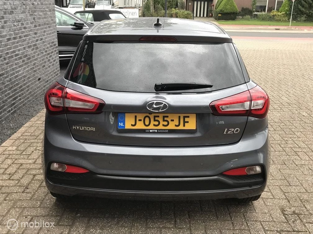 Hoofdafbeelding Hyundai i20