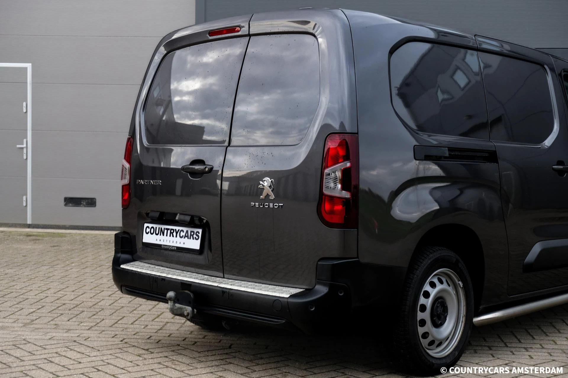 Hoofdafbeelding Peugeot Partner