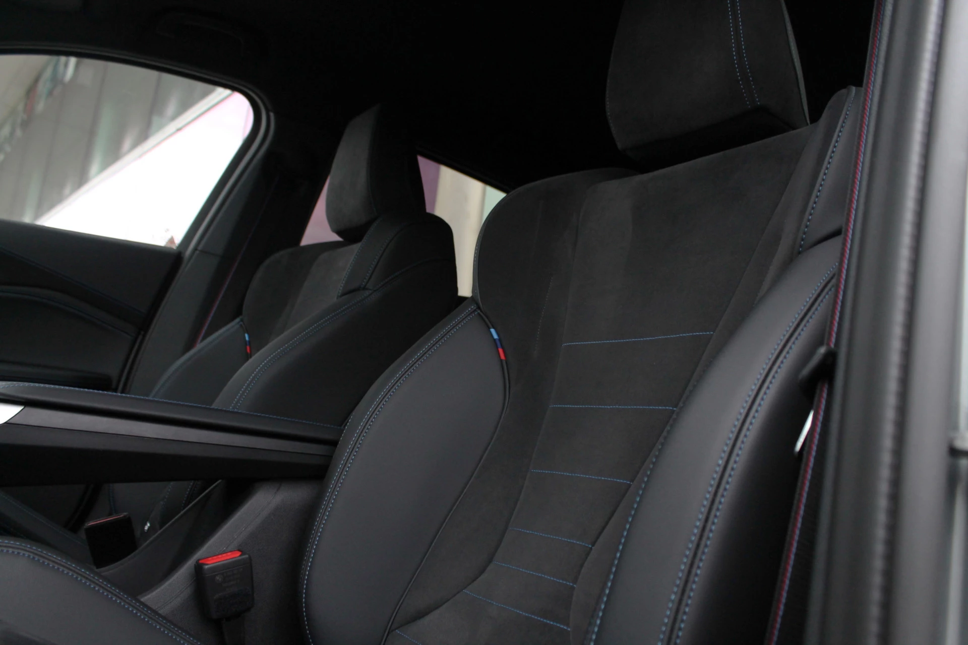 Hoofdafbeelding BMW iX2