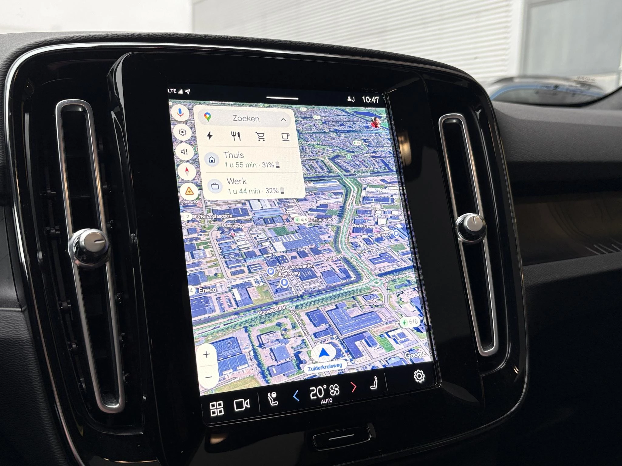 Hoofdafbeelding Volvo C40