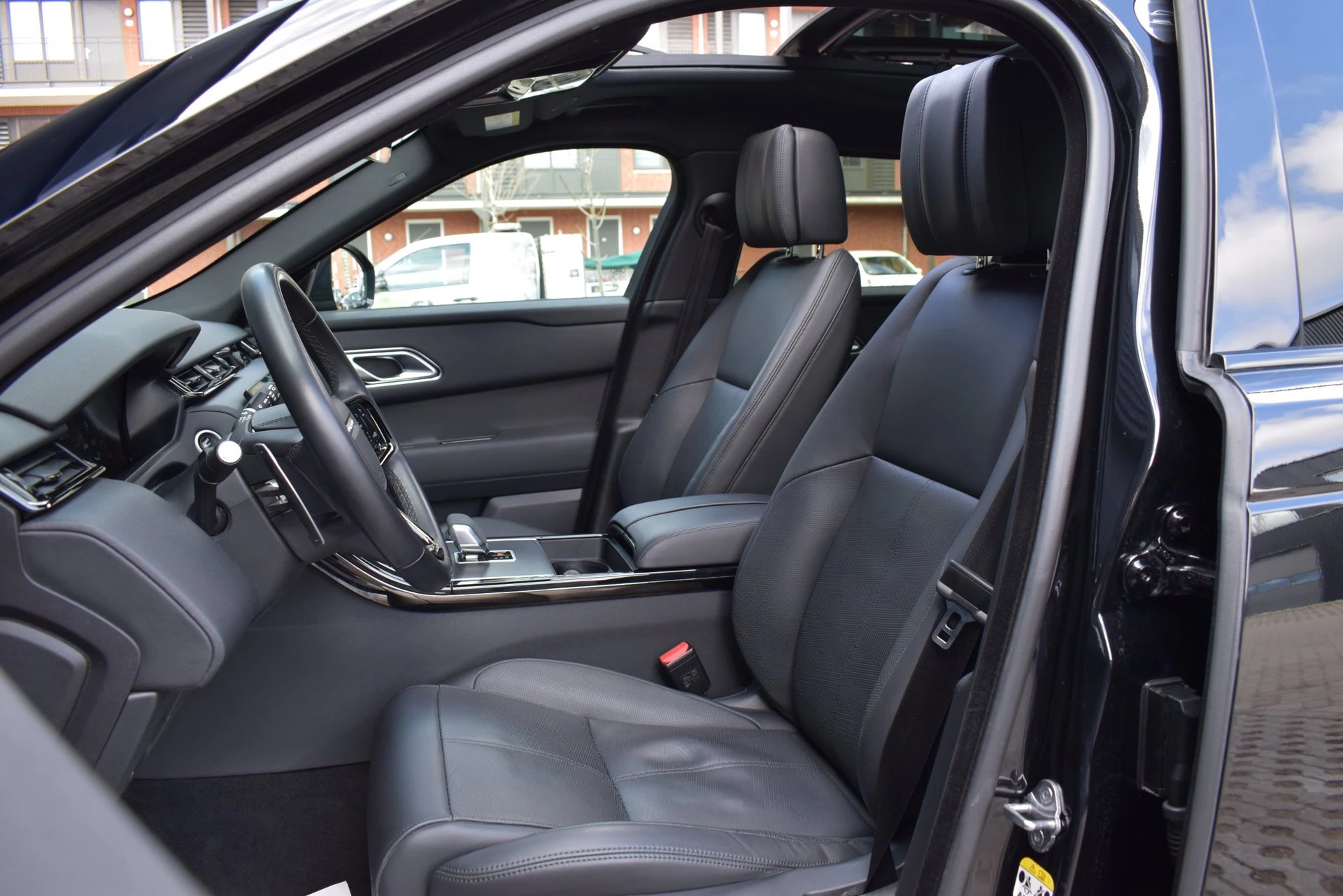 Hoofdafbeelding Land Rover Range Rover Velar