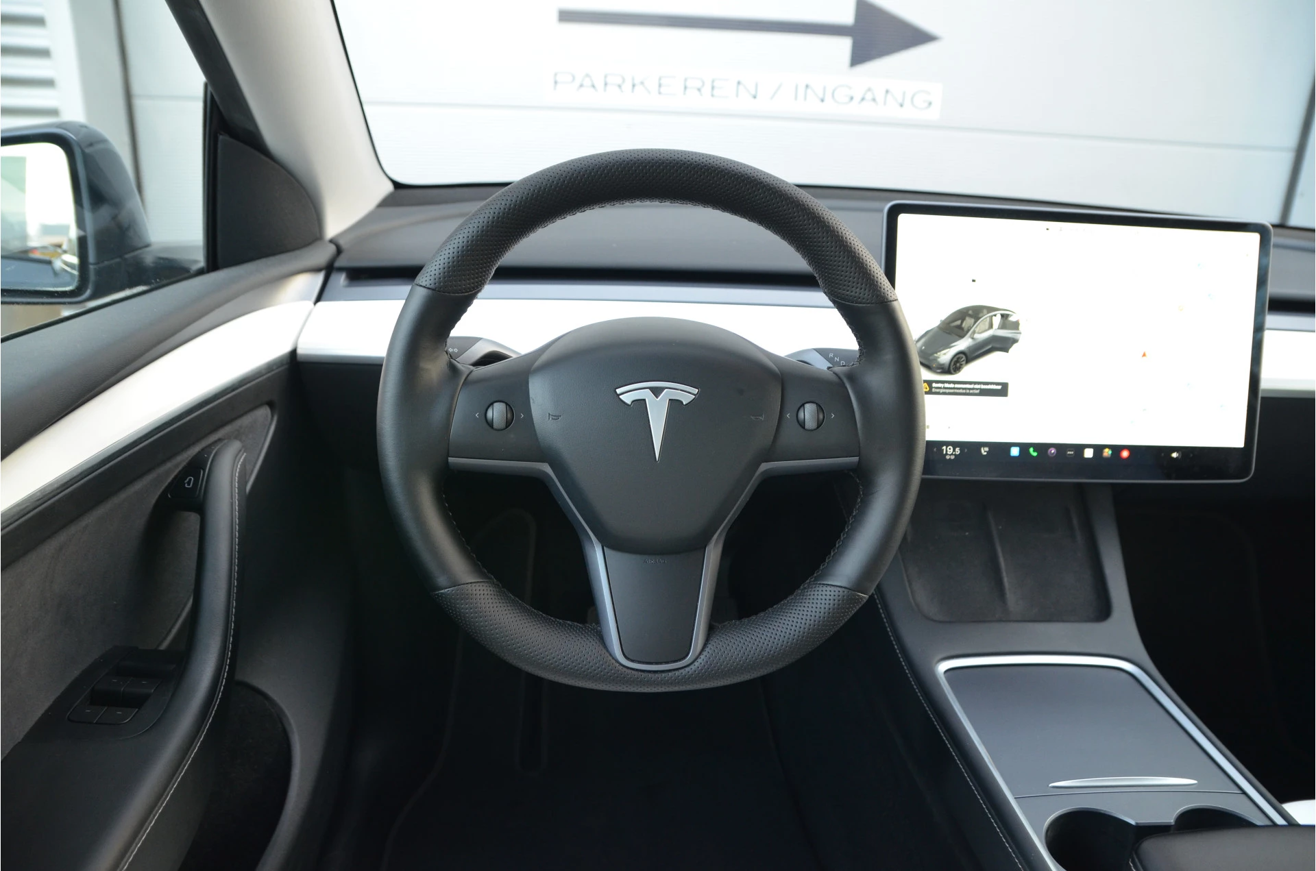 Hoofdafbeelding Tesla Model Y