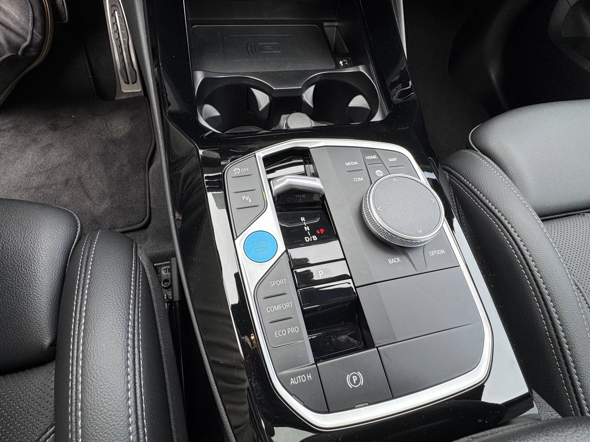 Hoofdafbeelding BMW iX3