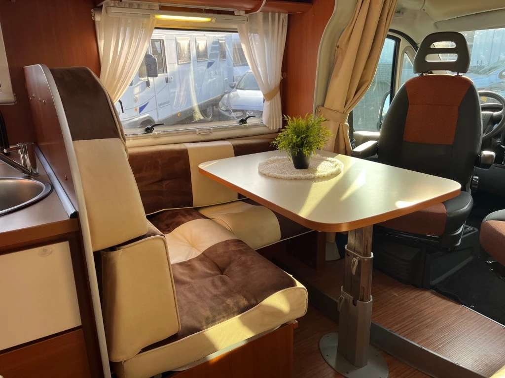 Hoofdafbeelding McLouis P700 Steel 563 Airco Cruise