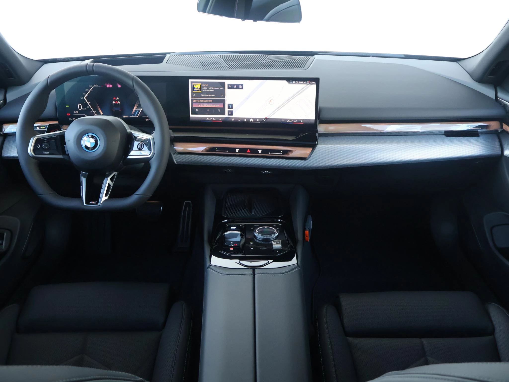 Hoofdafbeelding BMW i5