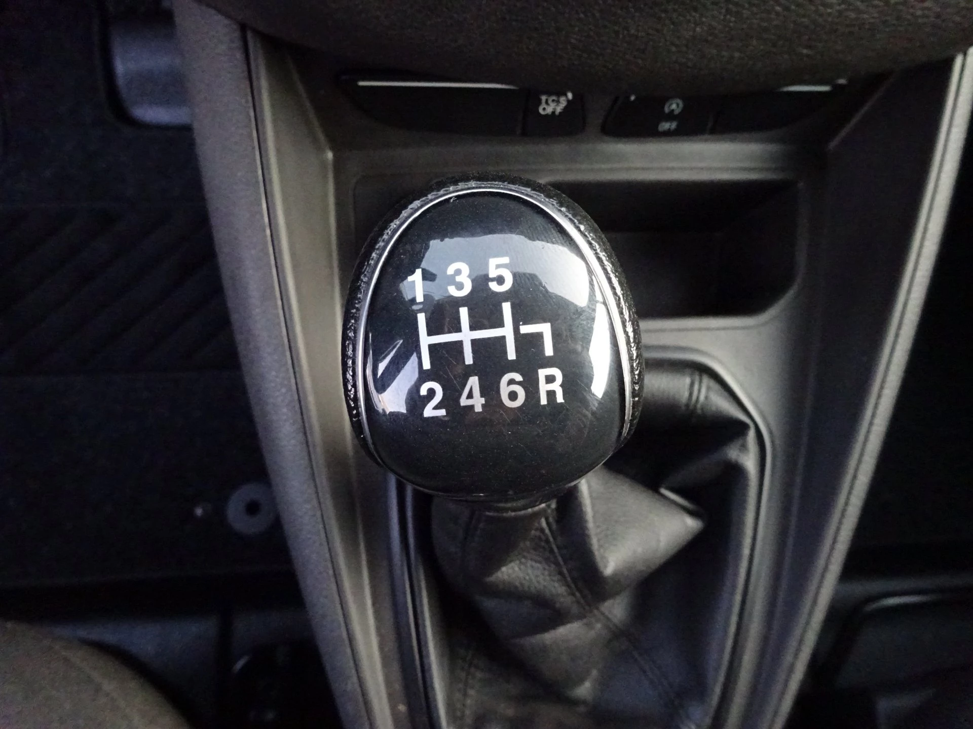 Hoofdafbeelding Ford Transit Courier