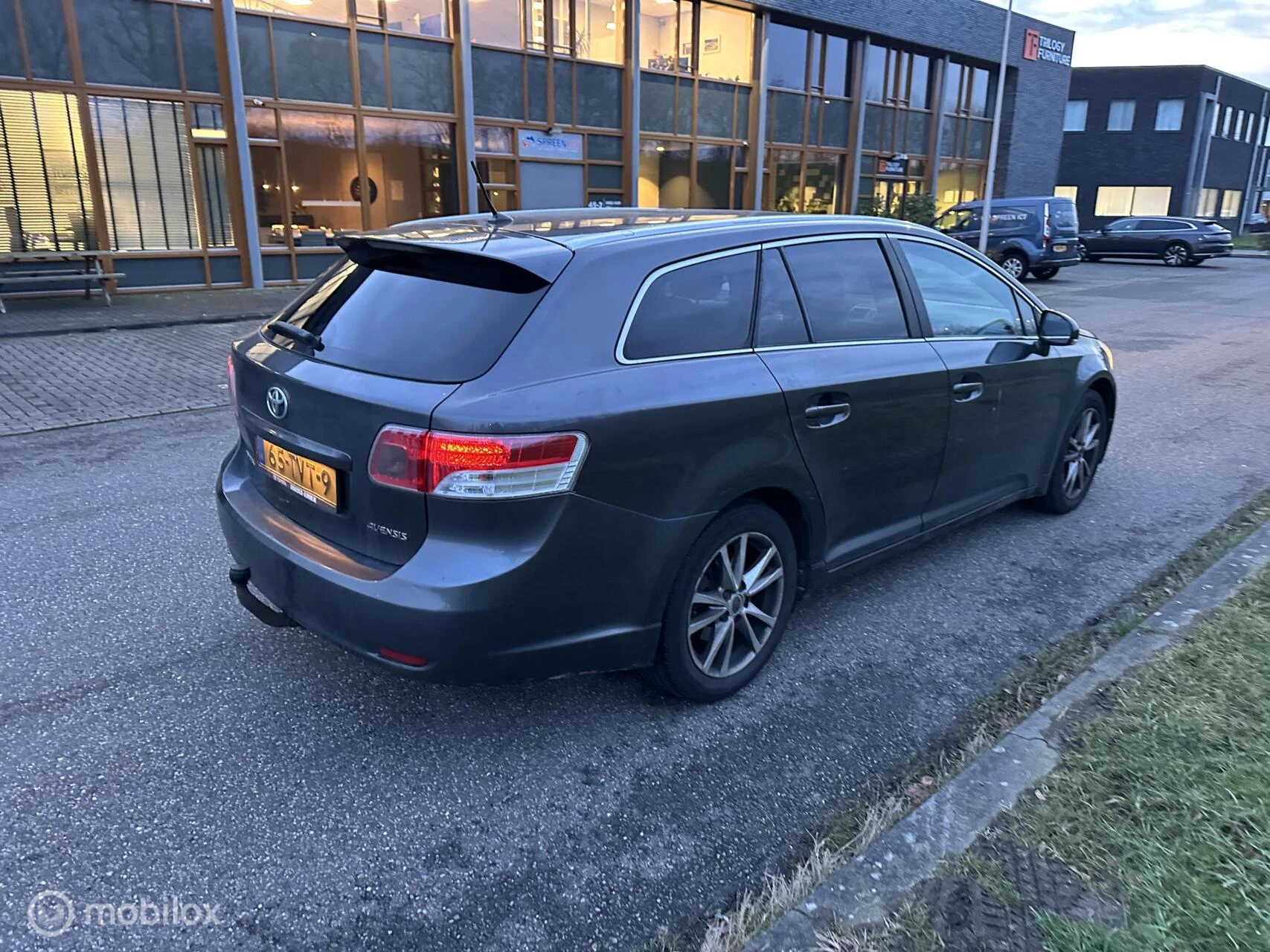 Hoofdafbeelding Toyota Avensis