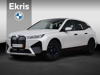 BMW iX xDrive40 Business Edition Plus 77 kWh  / Sportpakket / Pano Dak / Comfort Access / Stoelverwarming Voor / Harman Kardon / Laserlicht / Trekhaak /