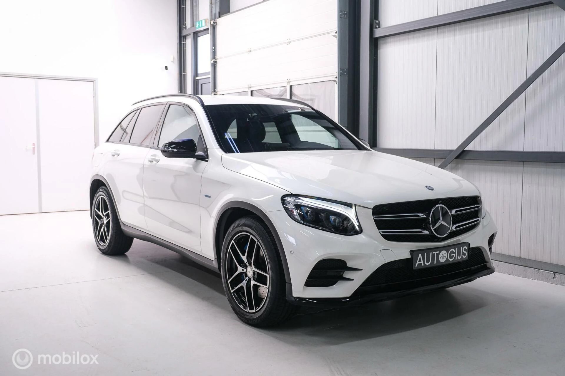 Hoofdafbeelding Mercedes-Benz GLC