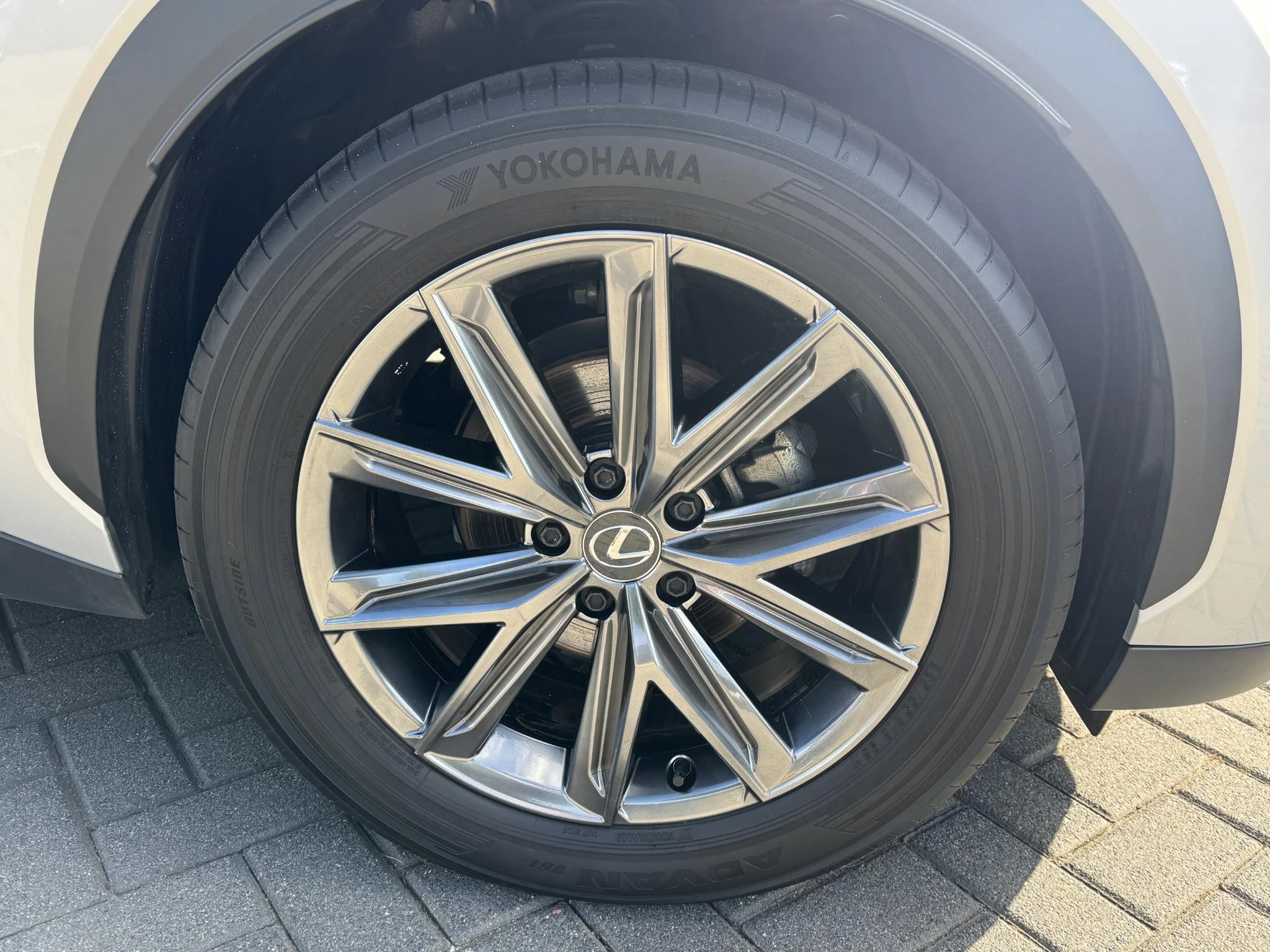 Hoofdafbeelding Lexus LBX