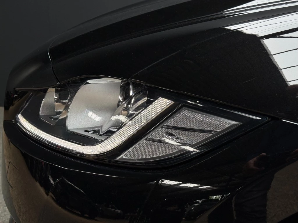 Hoofdafbeelding Jaguar F-PACE