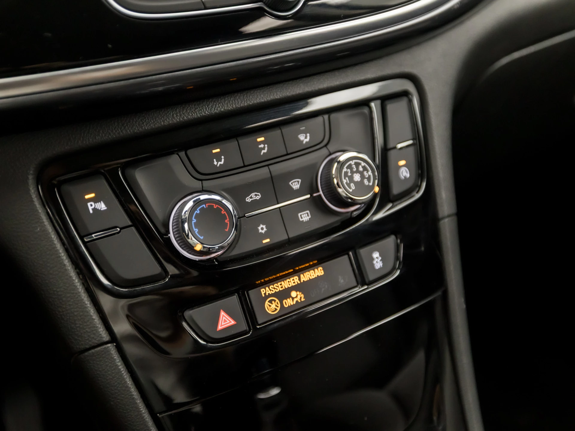 Hoofdafbeelding Opel Mokka X