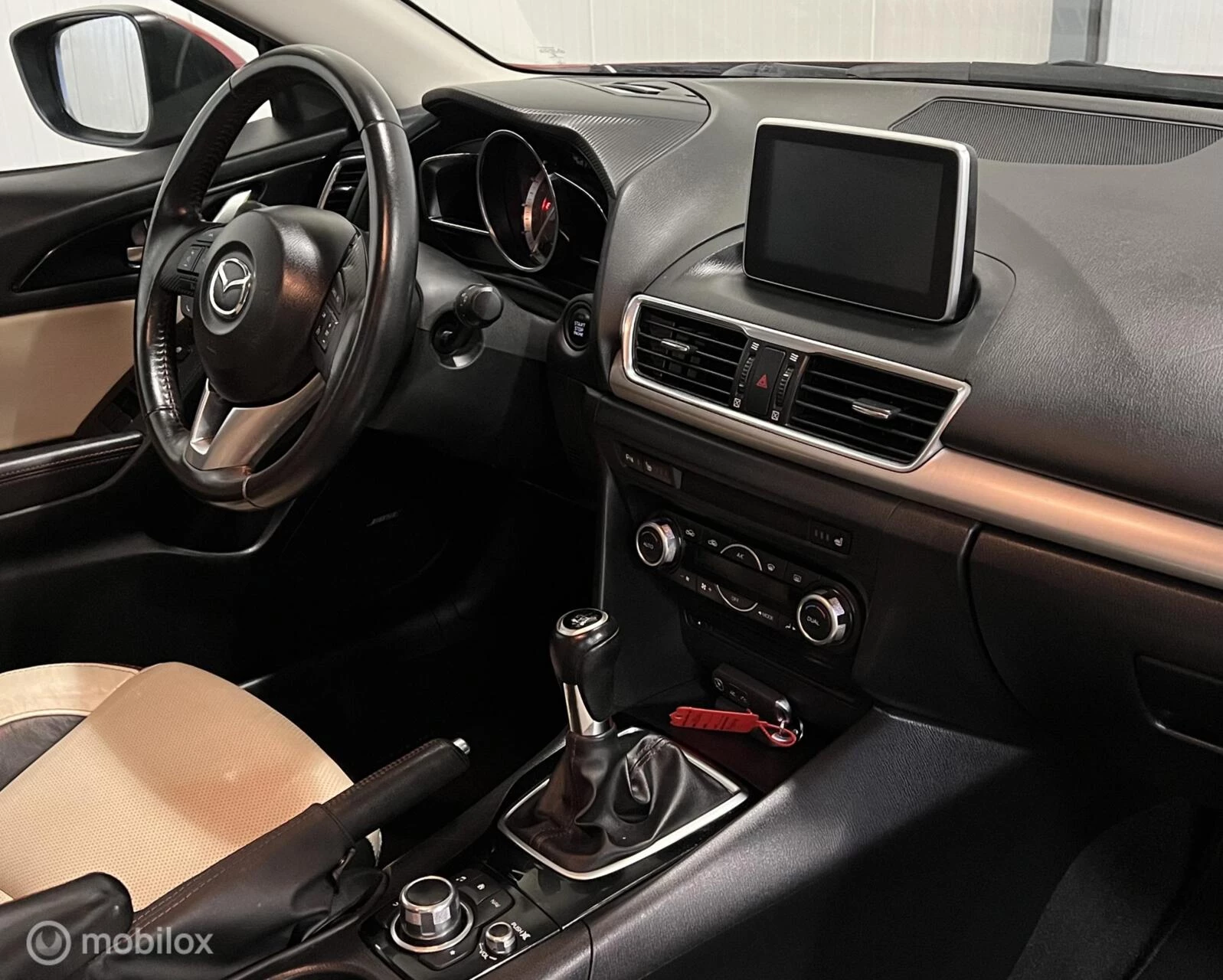 Hoofdafbeelding Mazda 3