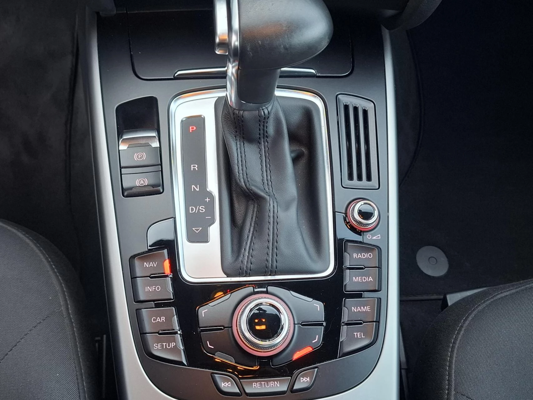 Hoofdafbeelding Audi A4