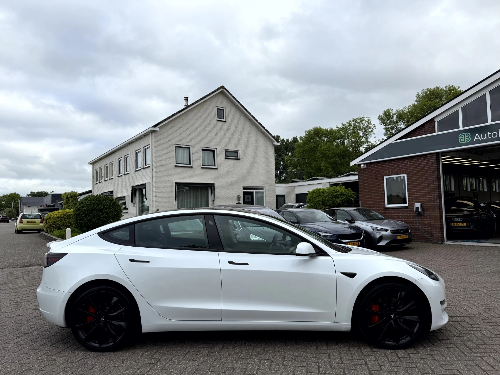 Hoofdafbeelding Tesla Model 3