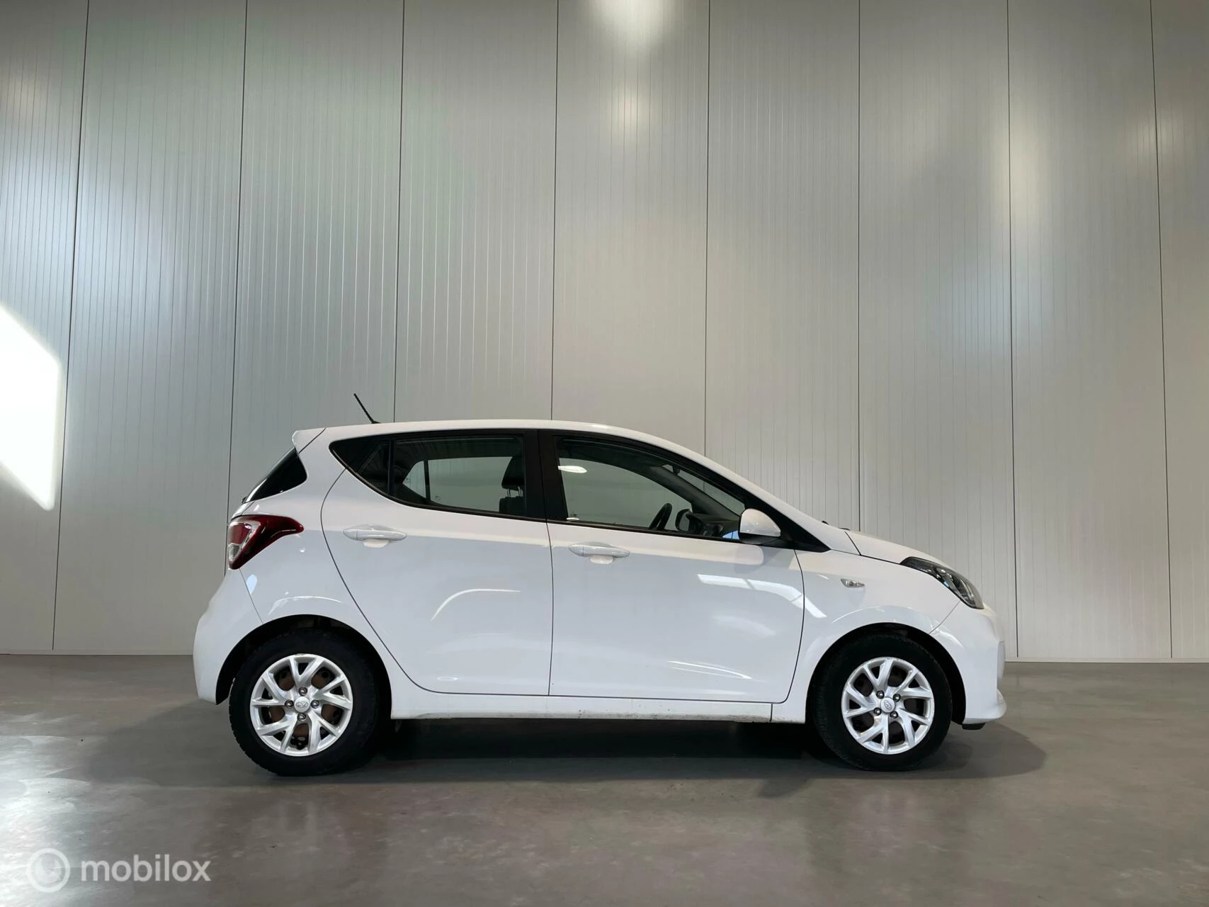 Hoofdafbeelding Hyundai i10