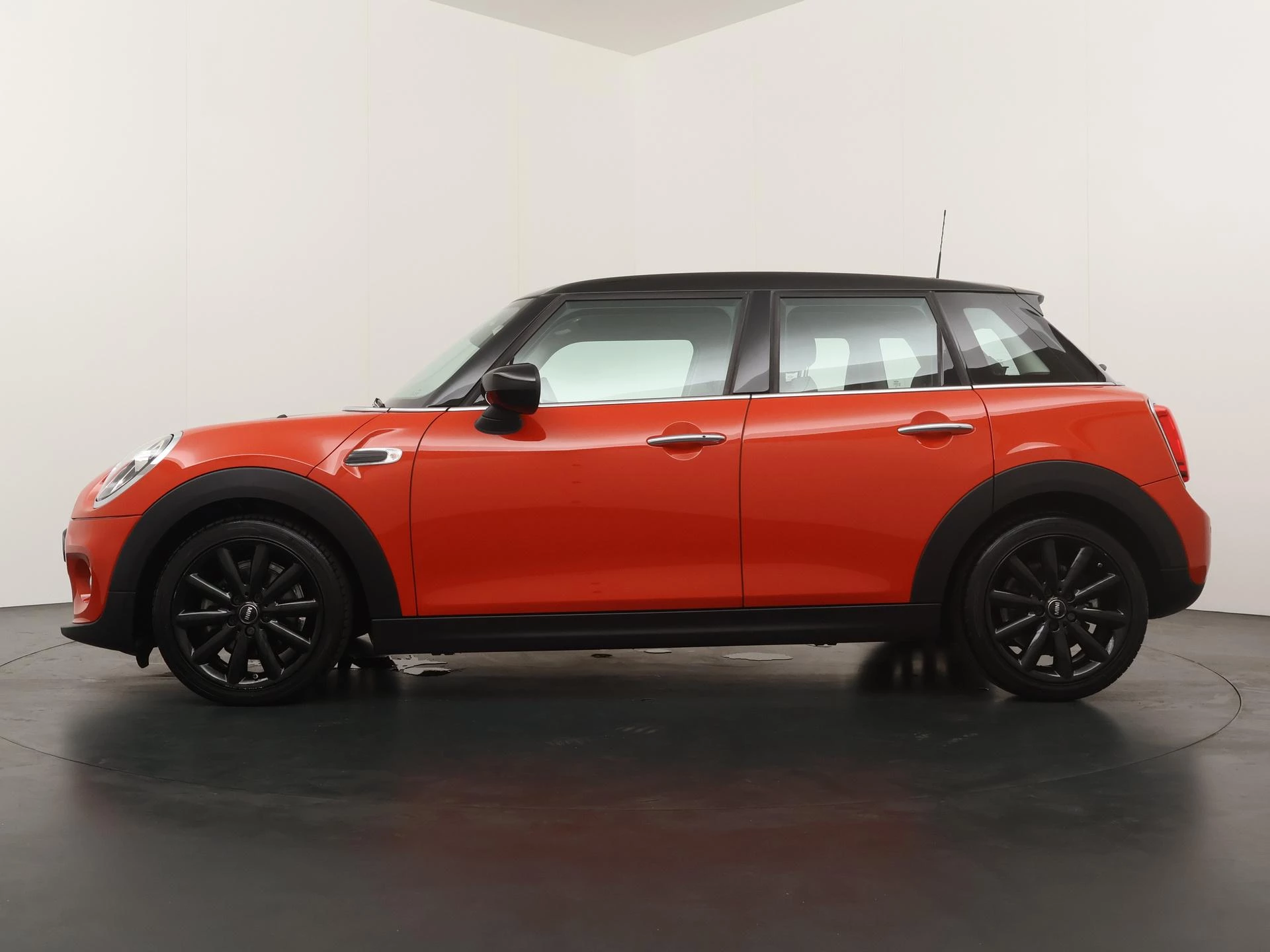Hoofdafbeelding MINI 5-deurs