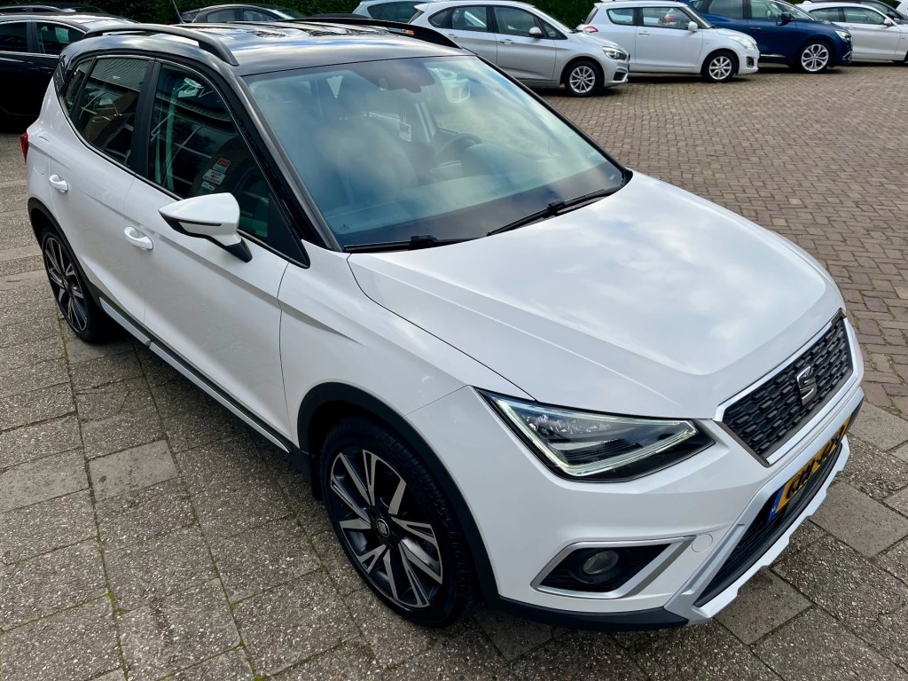 Hoofdafbeelding SEAT Arona