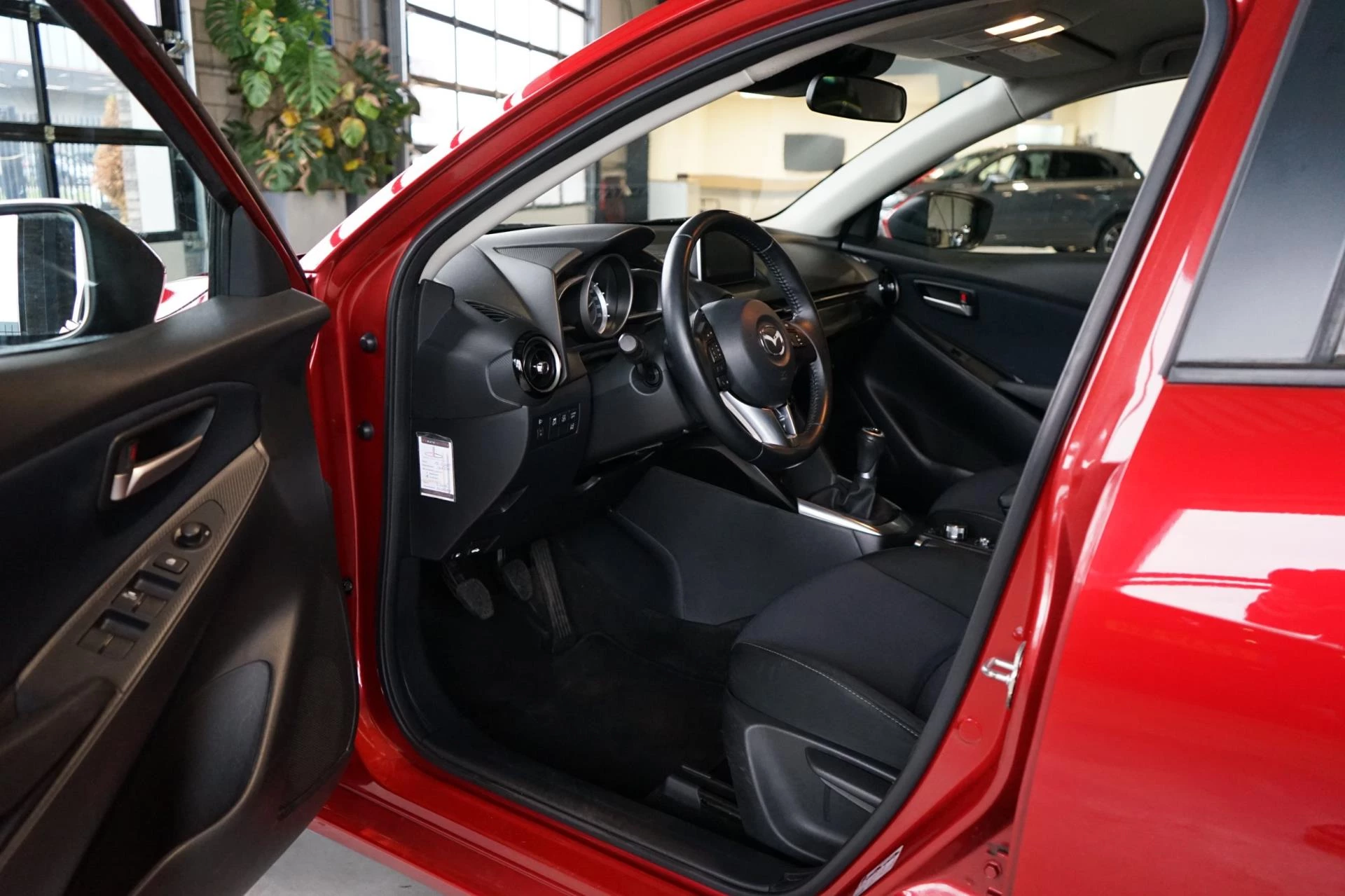 Hoofdafbeelding Mazda 2