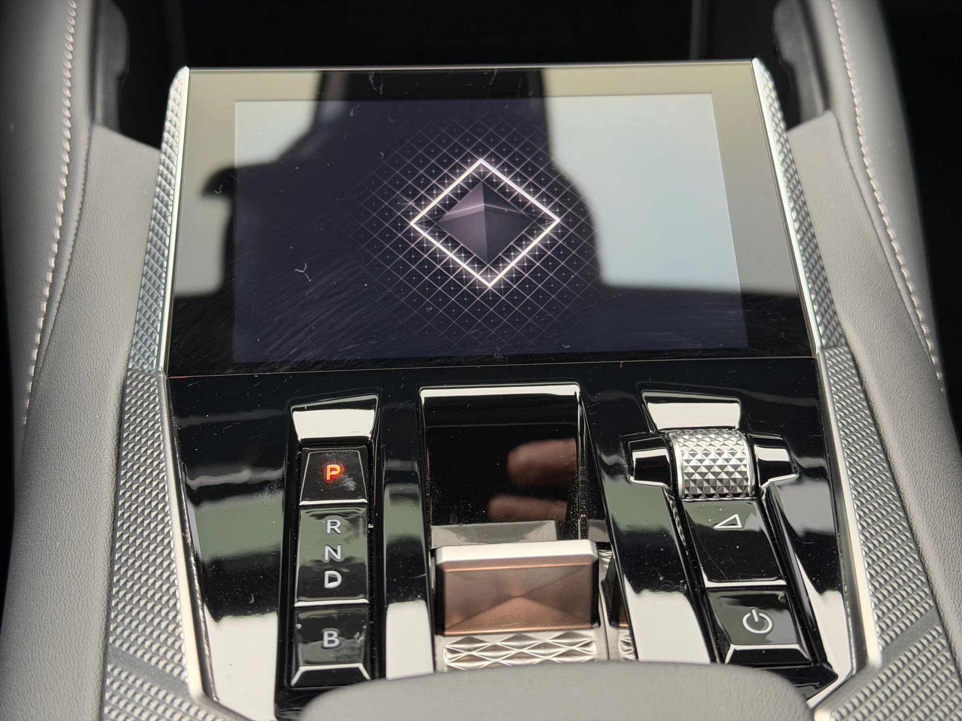 Hoofdafbeelding DS DS 4