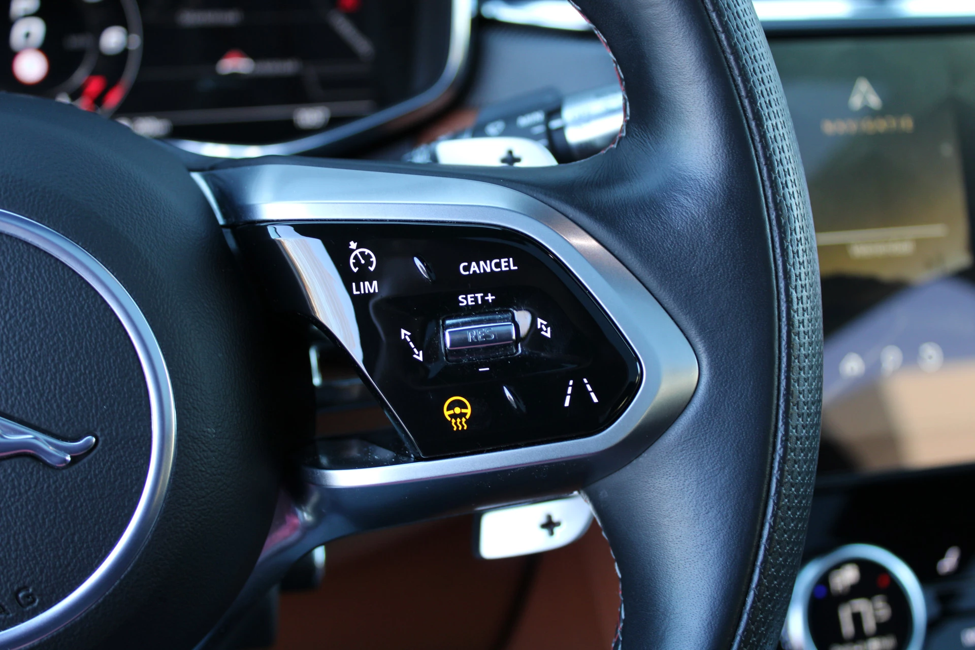 Hoofdafbeelding Jaguar F-PACE