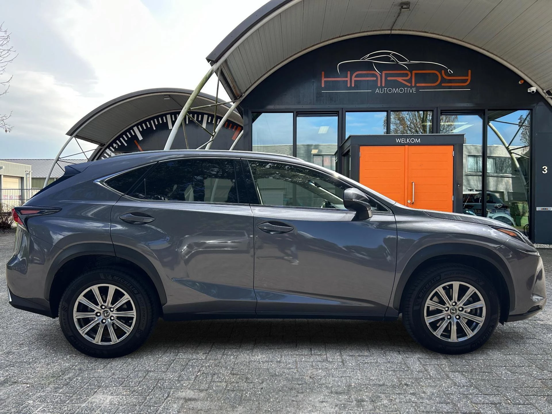 Hoofdafbeelding Lexus NX