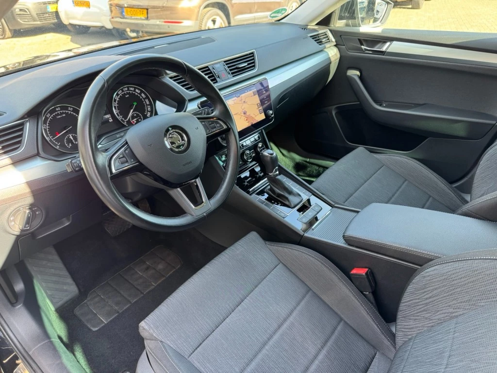 Hoofdafbeelding Škoda Superb