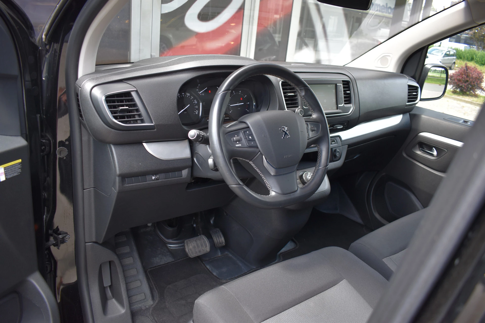 Hoofdafbeelding Peugeot Expert