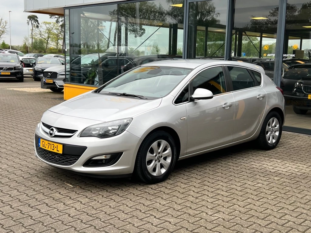 Hoofdafbeelding Opel Astra