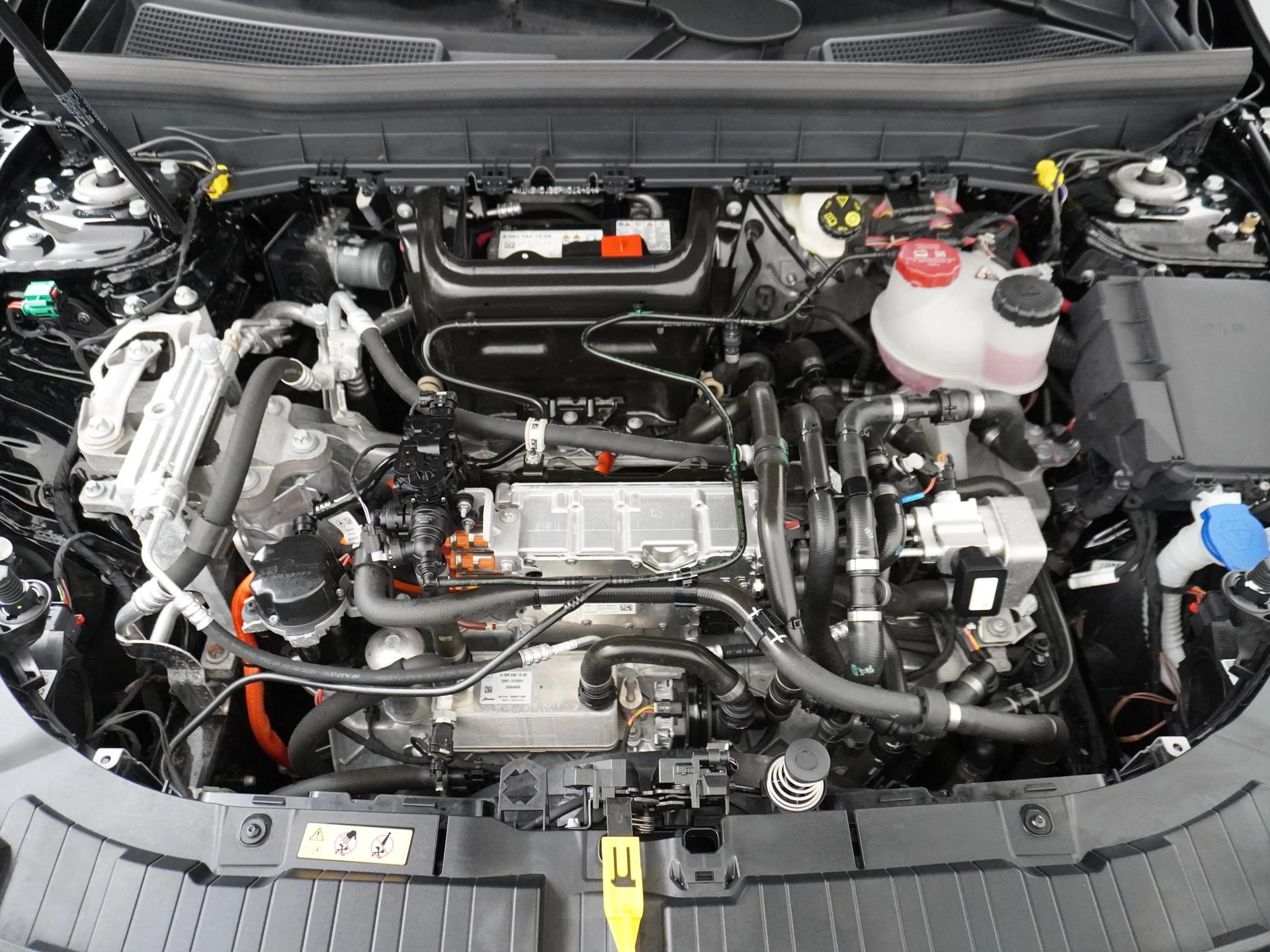 Hoofdafbeelding Mercedes-Benz EQB