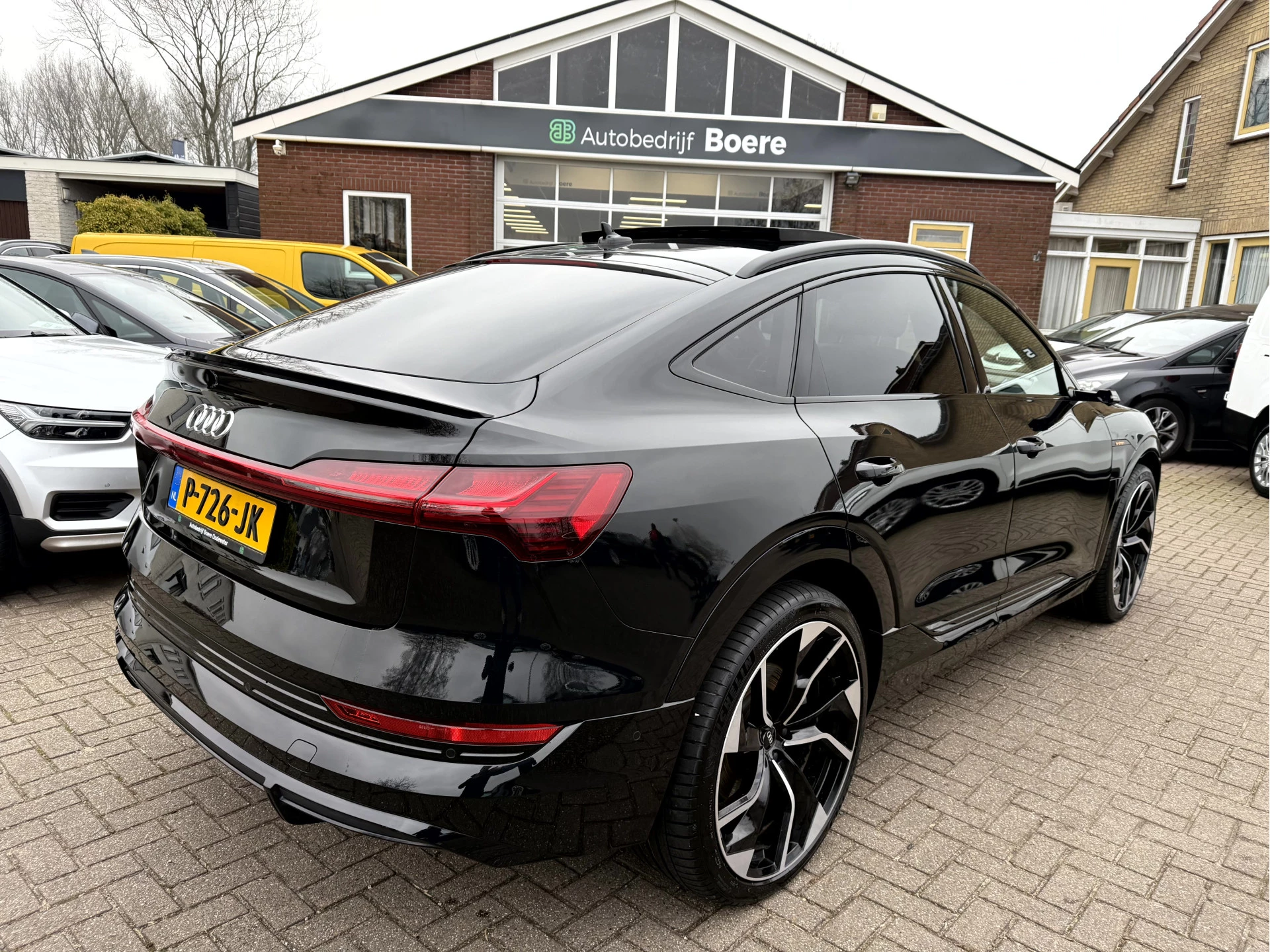 Hoofdafbeelding Audi e-tron