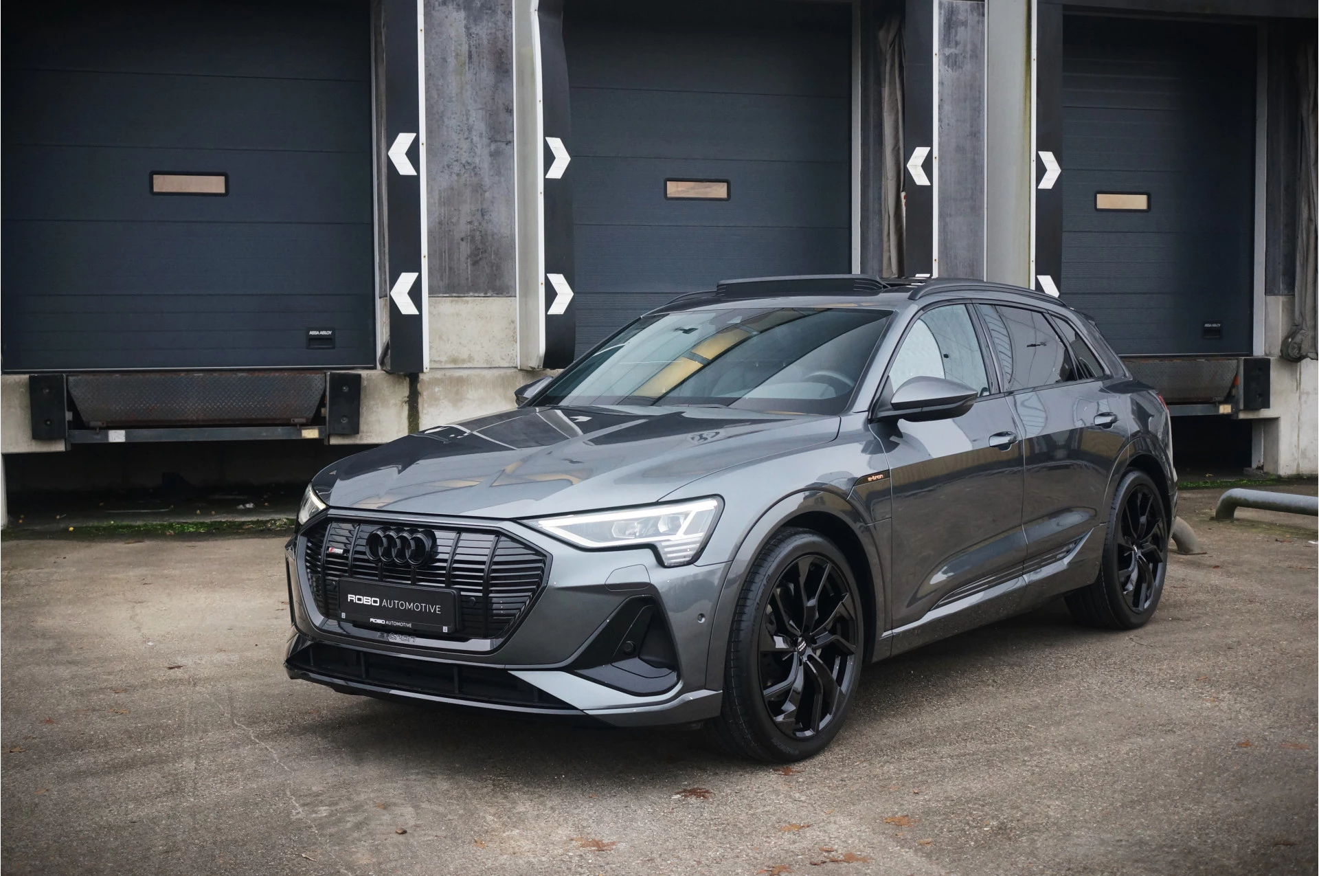 Hoofdafbeelding Audi e-tron