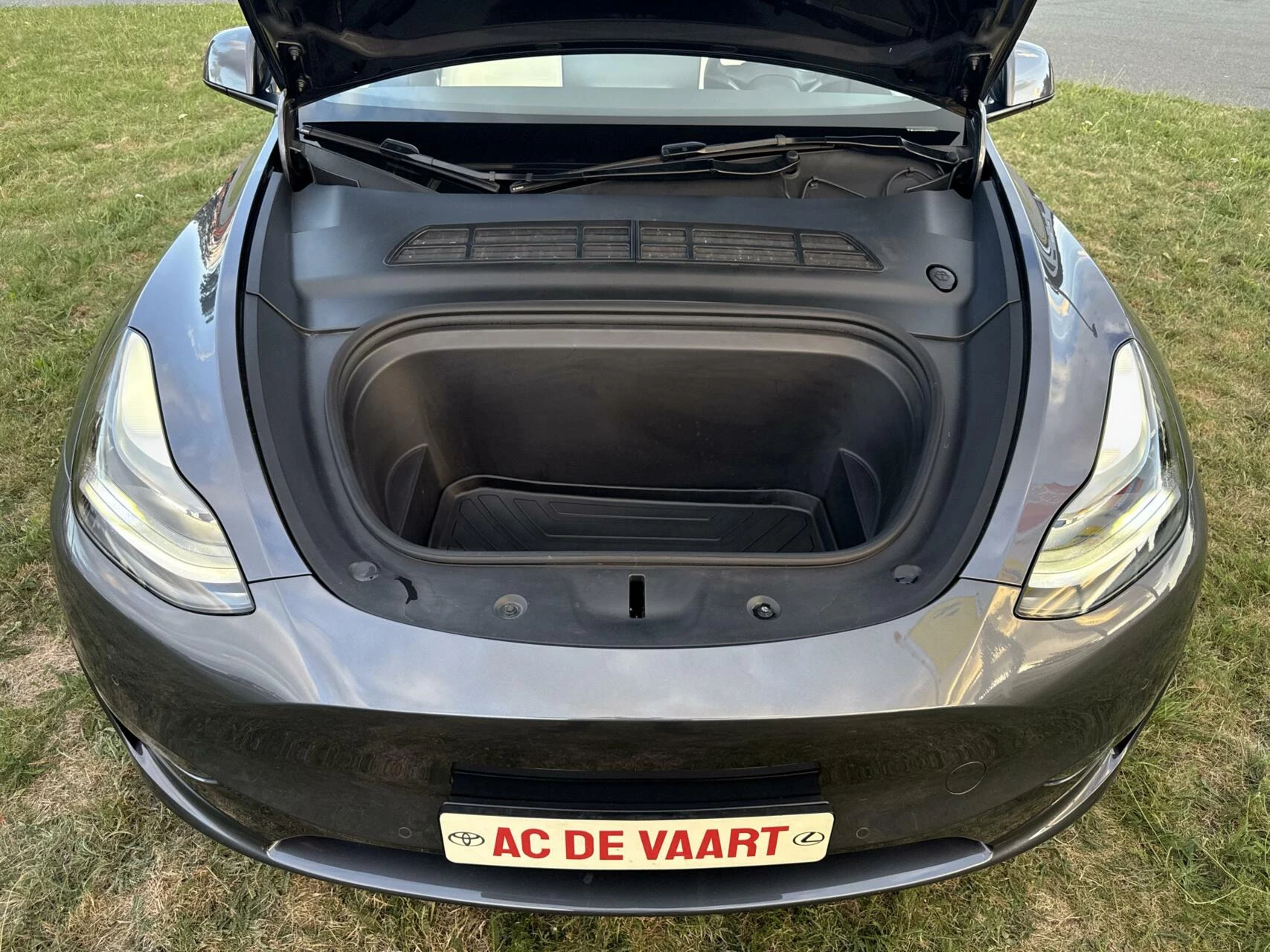 Hoofdafbeelding Tesla Model Y