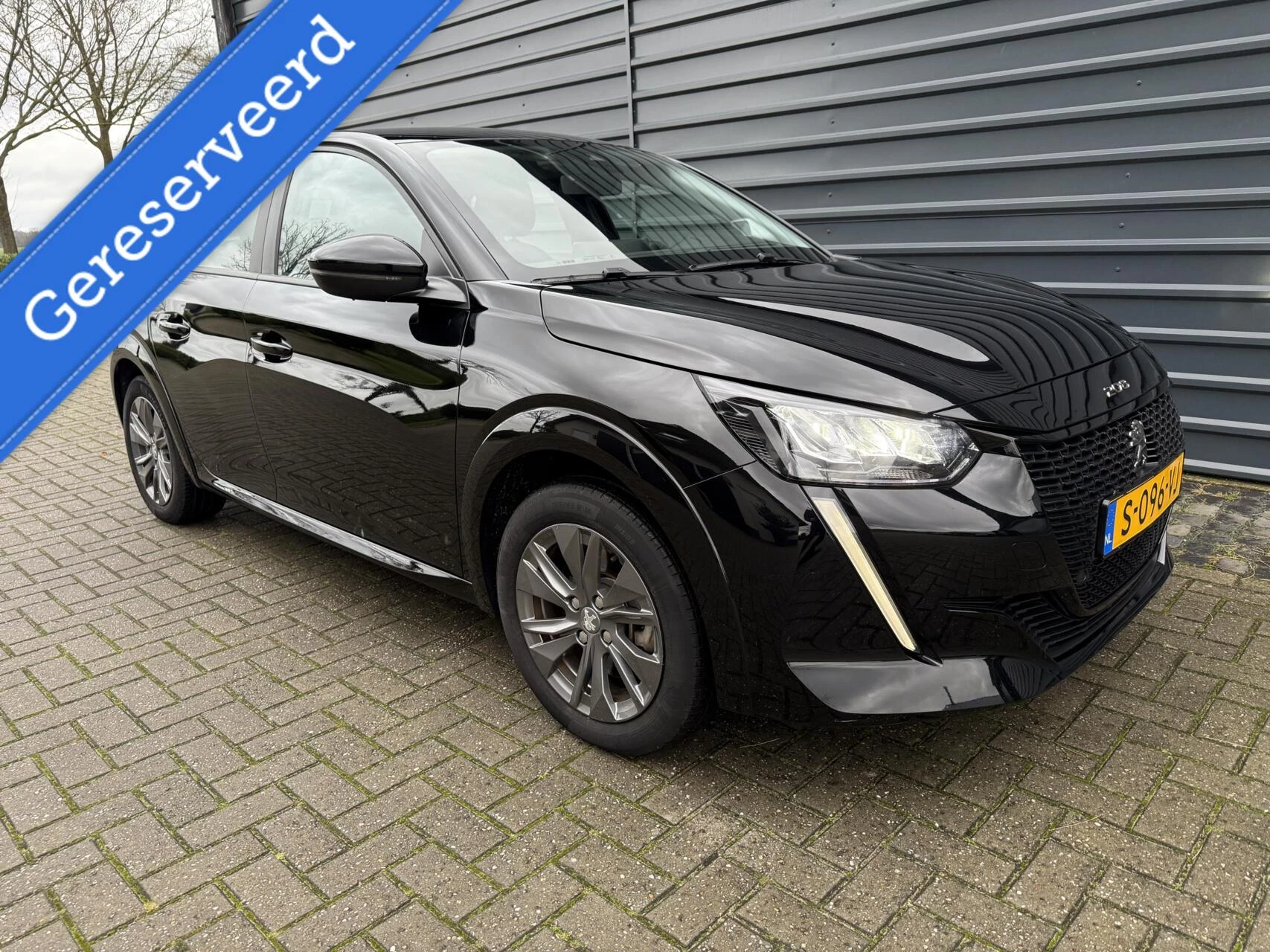 Hoofdafbeelding Peugeot e-208