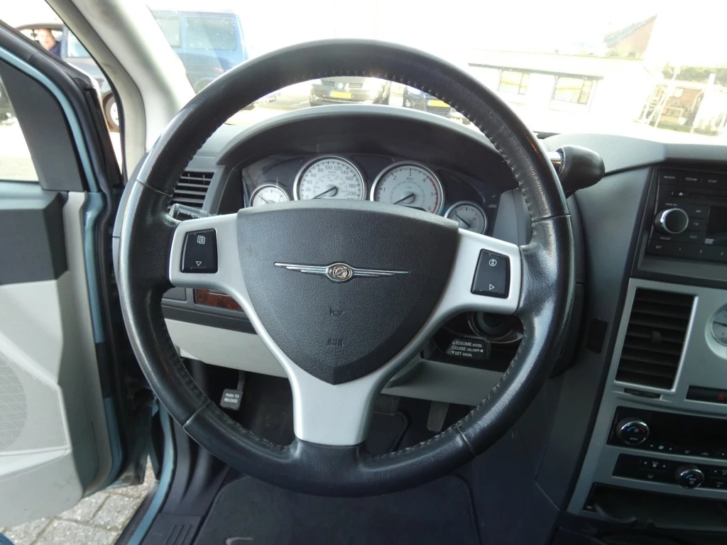 Hoofdafbeelding Chrysler Voyager
