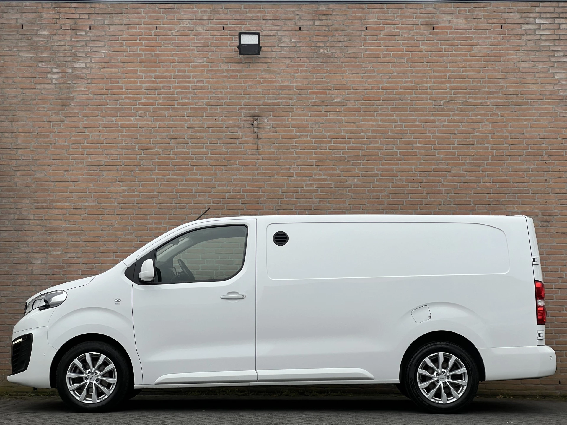 Hoofdafbeelding Peugeot Expert