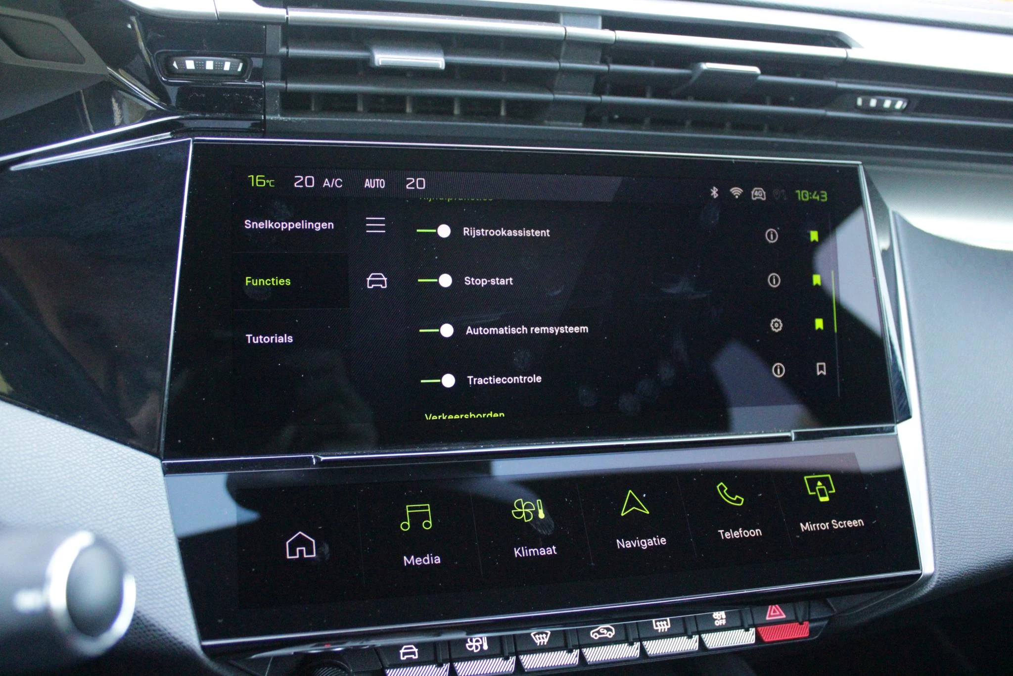 Hoofdafbeelding Peugeot 408