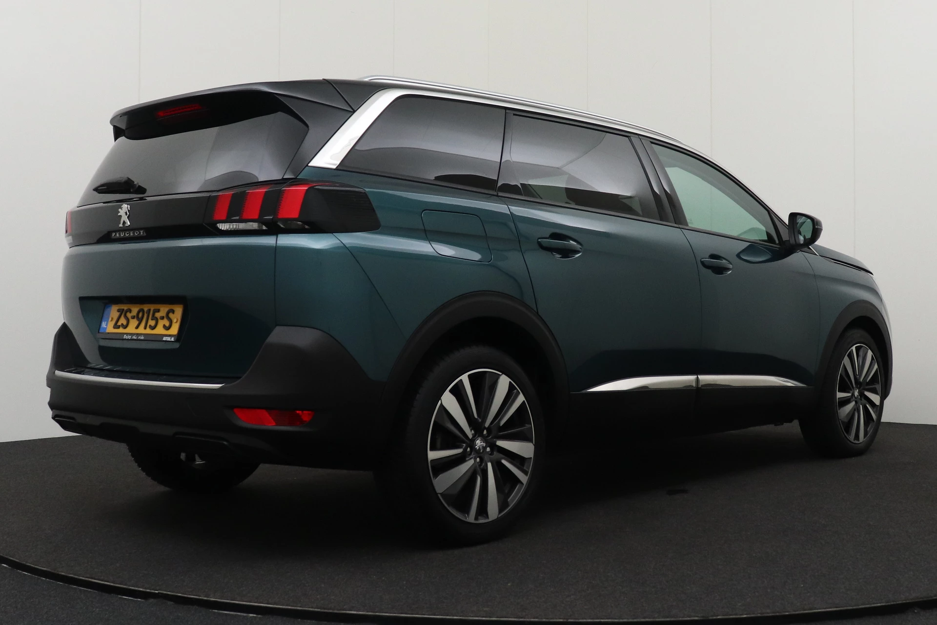 Hoofdafbeelding Peugeot 5008