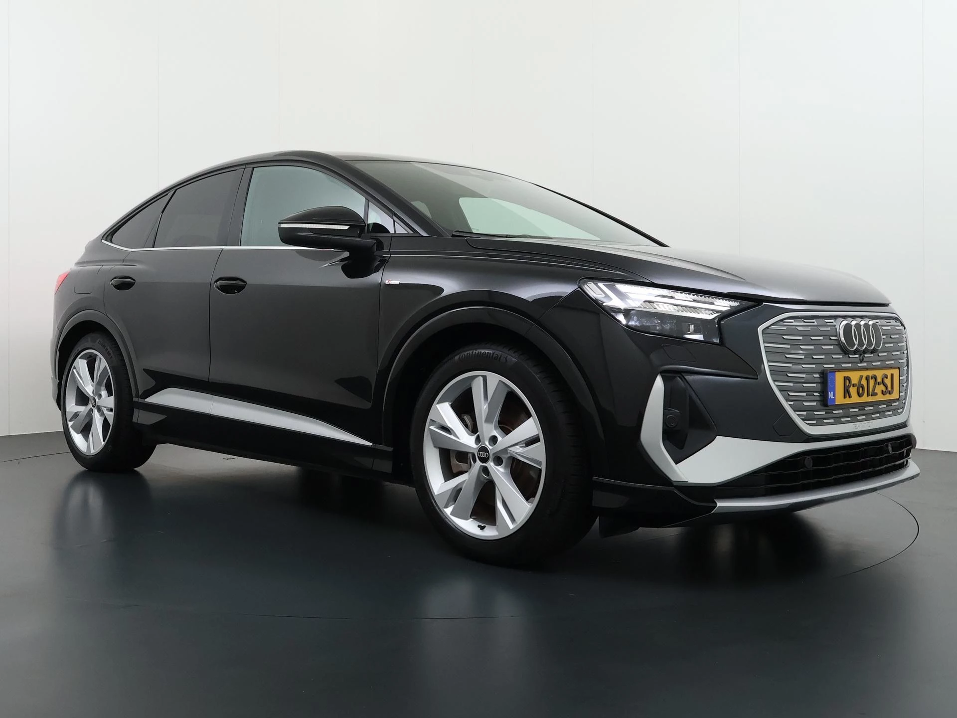 Hoofdafbeelding Audi Q4 e-tron