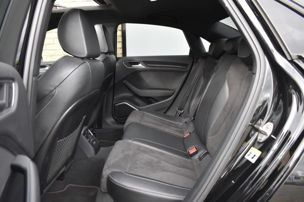 Hoofdafbeelding Audi S3