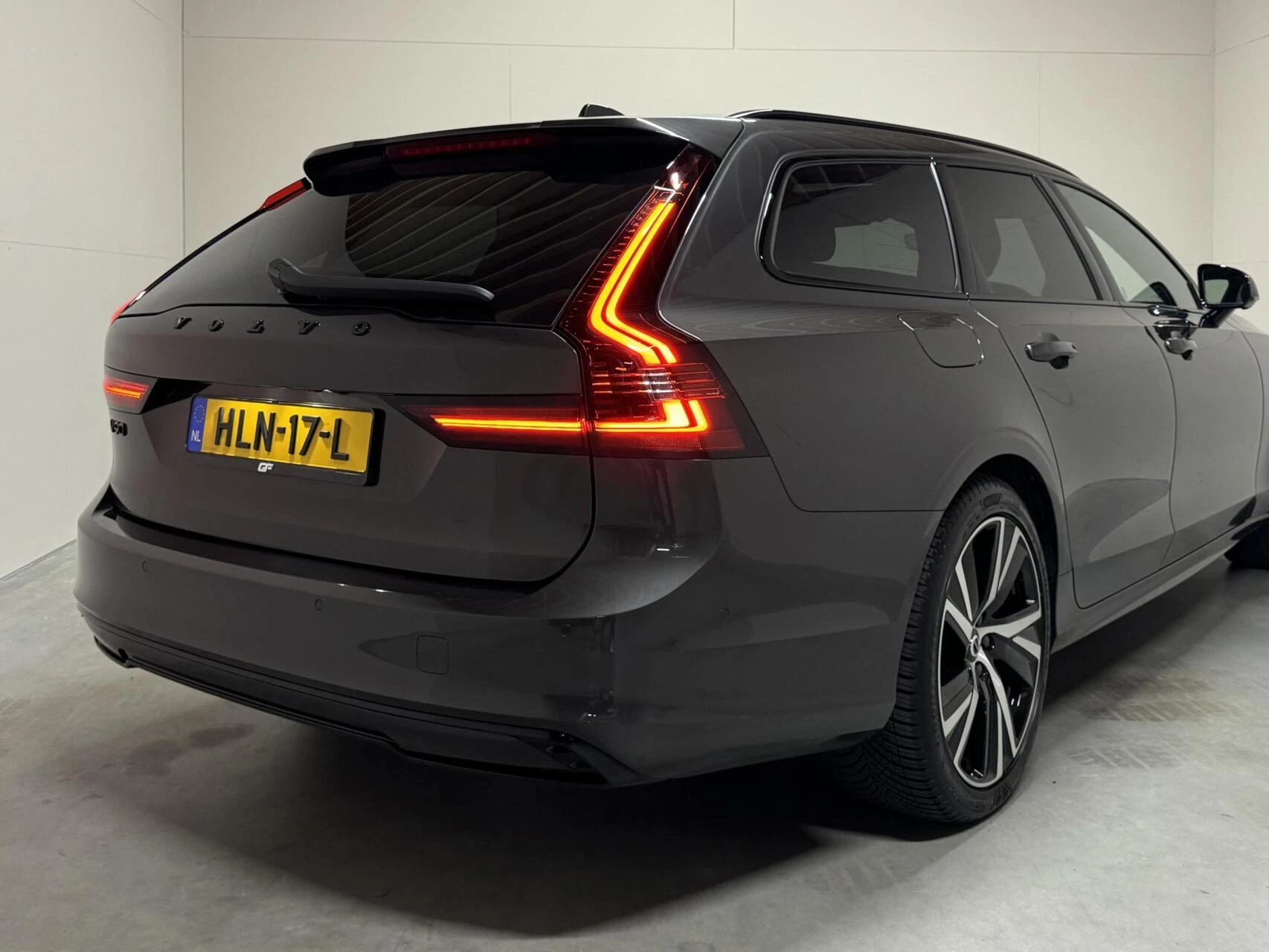 Hoofdafbeelding Volvo V90
