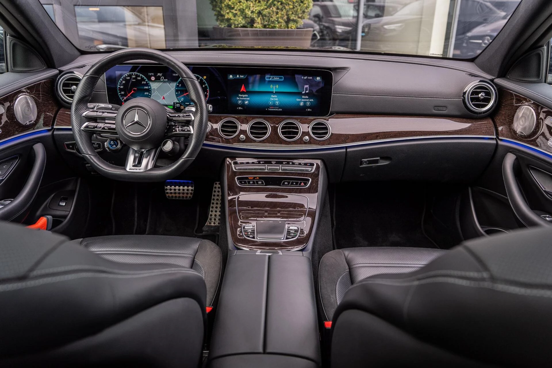 Hoofdafbeelding Mercedes-Benz E-Klasse