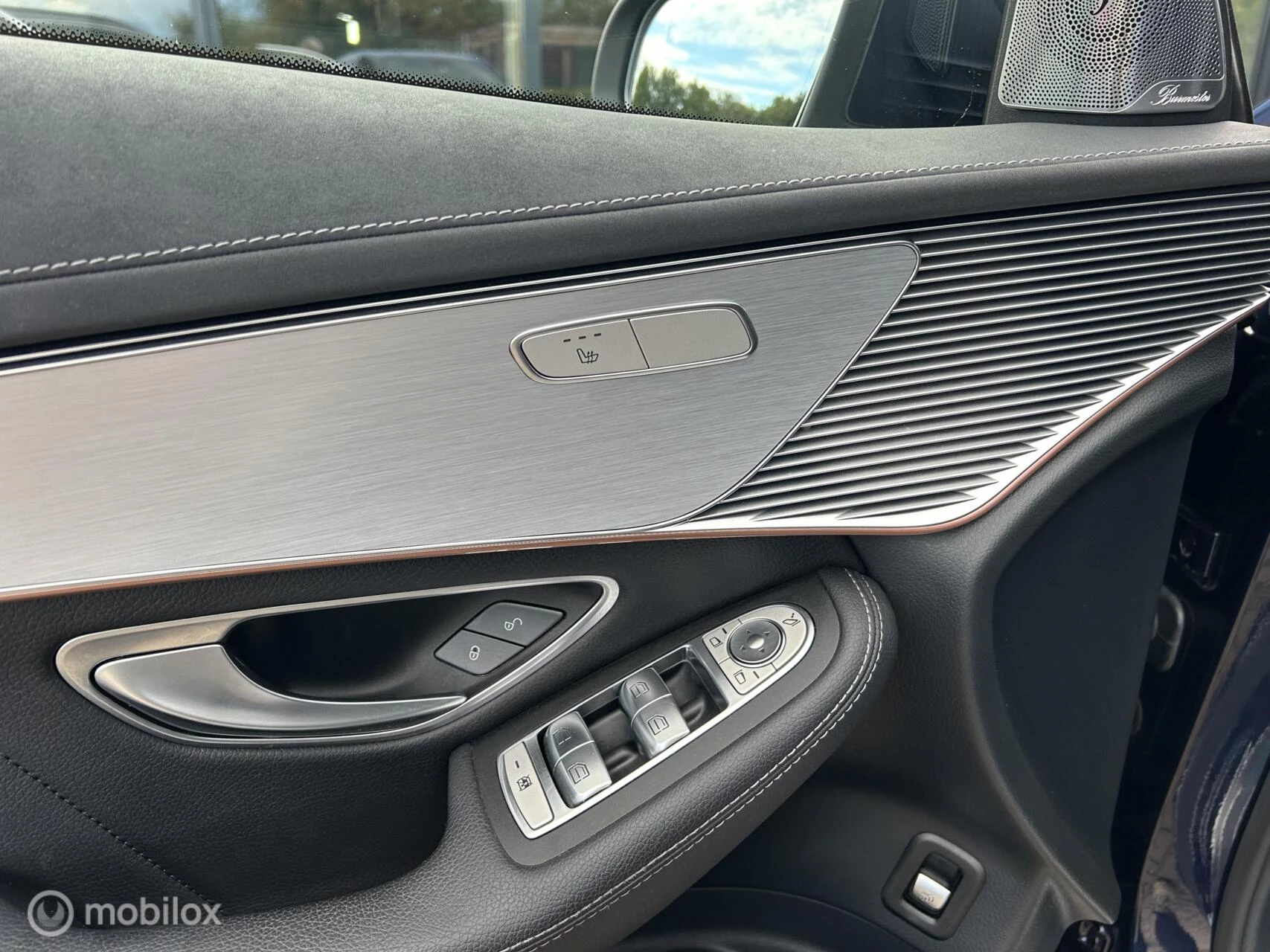 Hoofdafbeelding Mercedes-Benz EQC