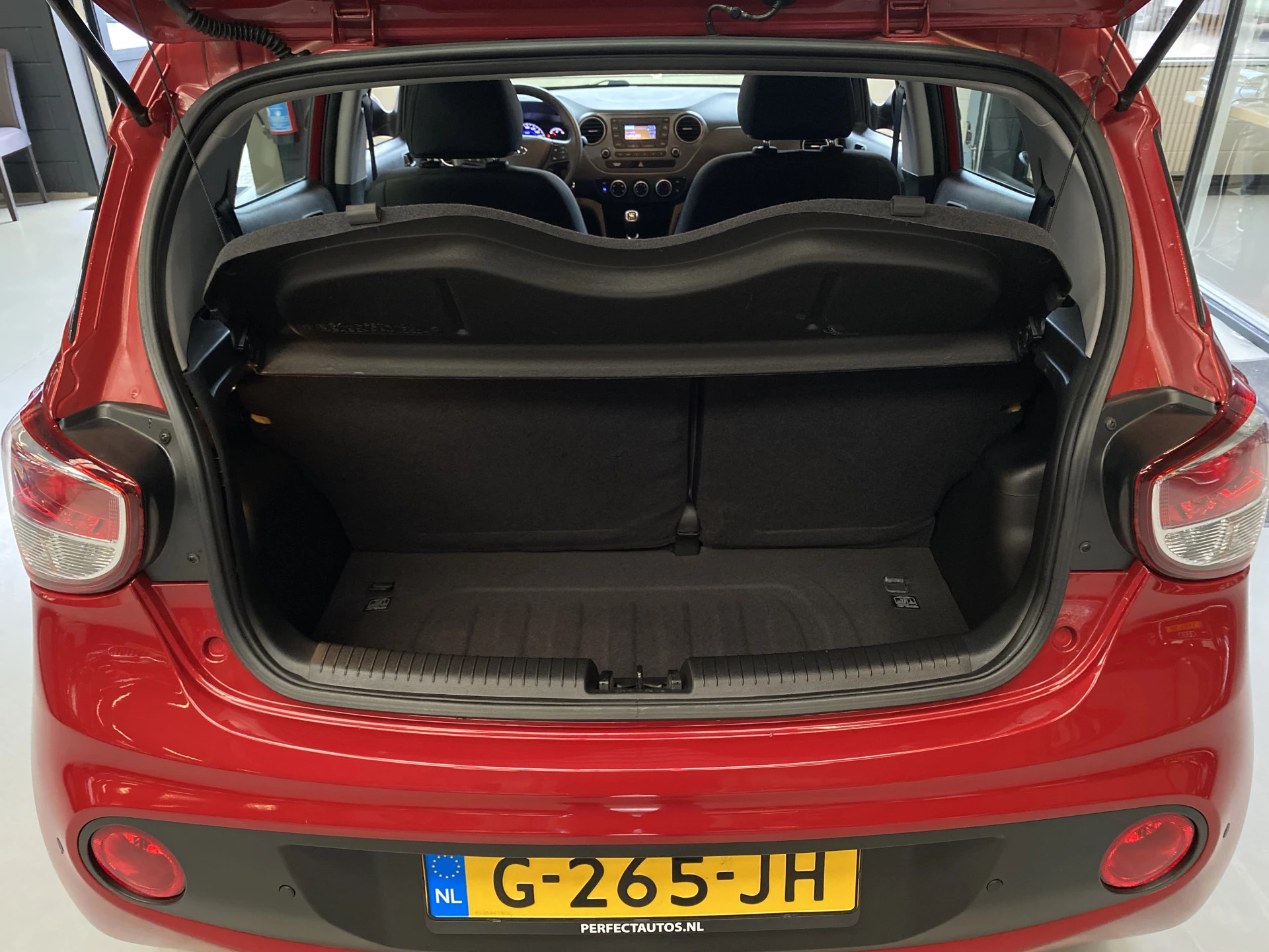 Hoofdafbeelding Hyundai i10