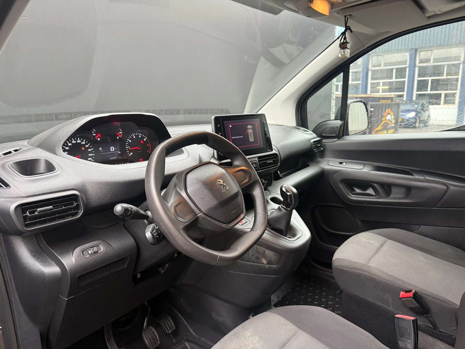 Hoofdafbeelding Peugeot Partner