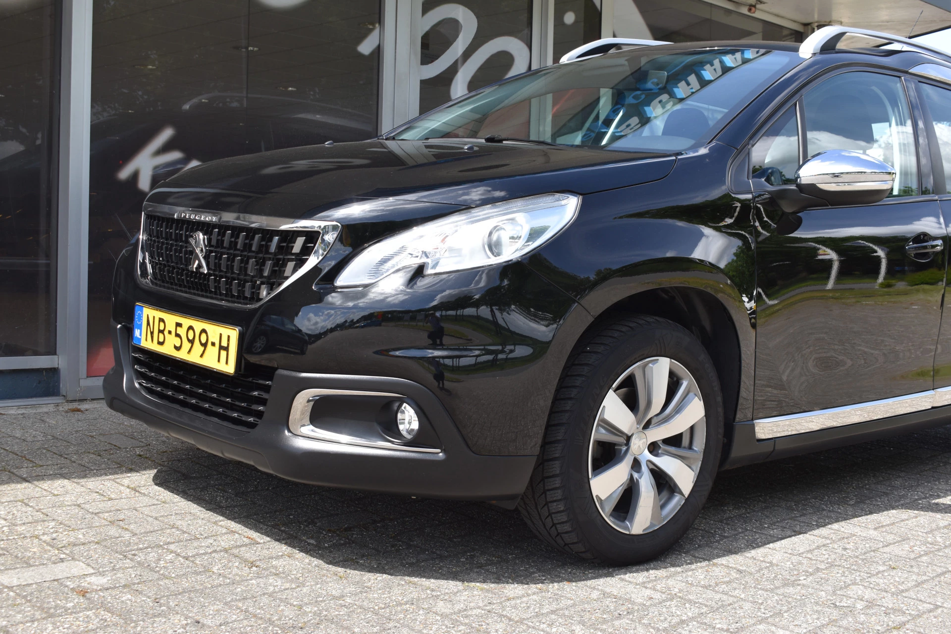 Hoofdafbeelding Peugeot 2008