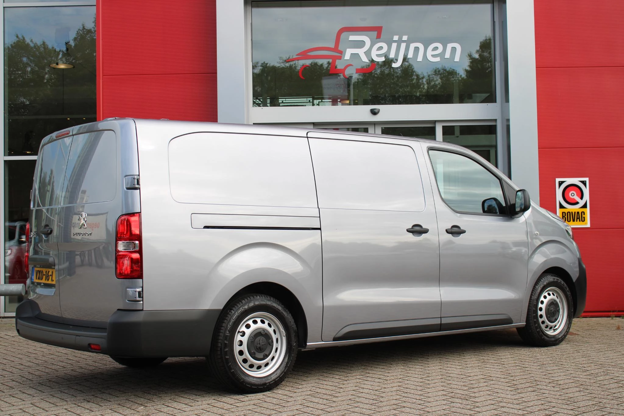 Hoofdafbeelding Peugeot e-Expert