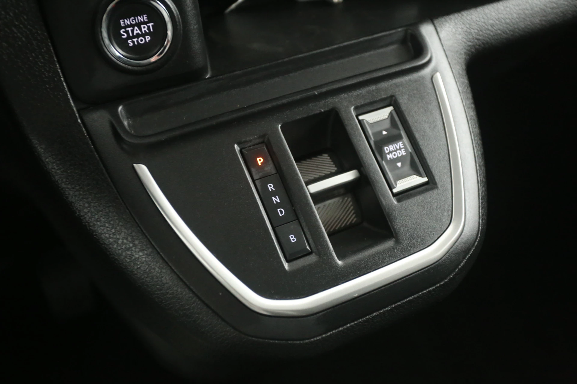 Hoofdafbeelding Peugeot e-Traveller