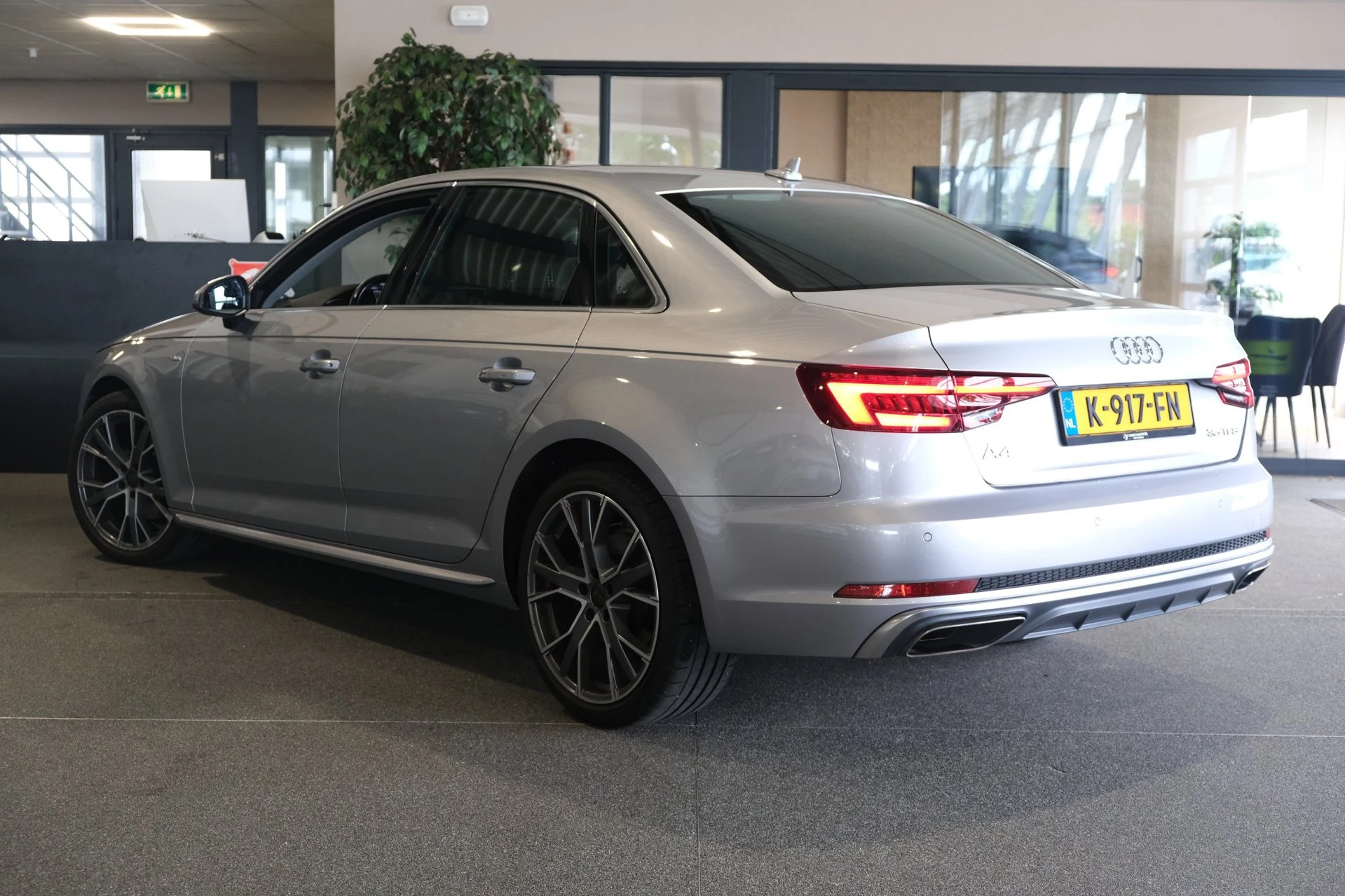 Hoofdafbeelding Audi A4
